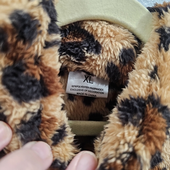 NEW Mommy & me matching vests - Picture 3 of 6